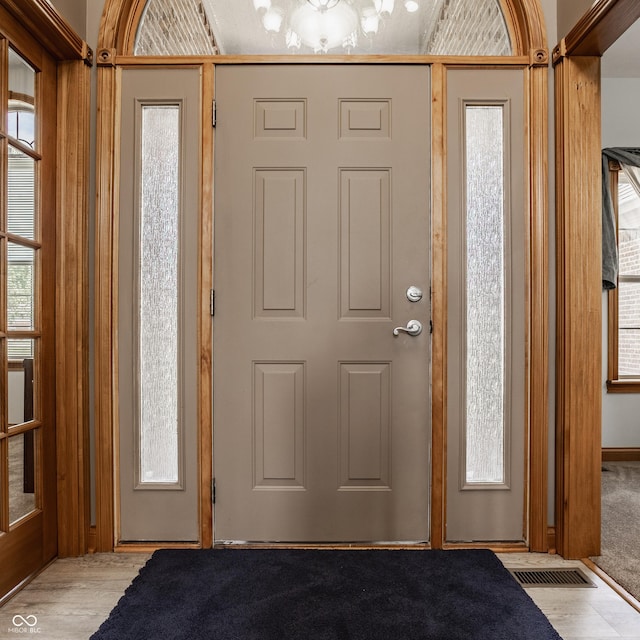 719 E New Rd, Greenfield, IN 46140 - view of entrance foyer