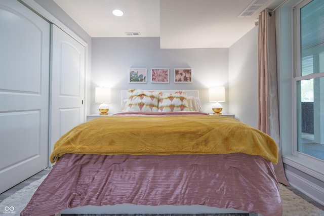 11911 W Grandview Dr, Columbus, IN 47201 - bedroom featuring a closet