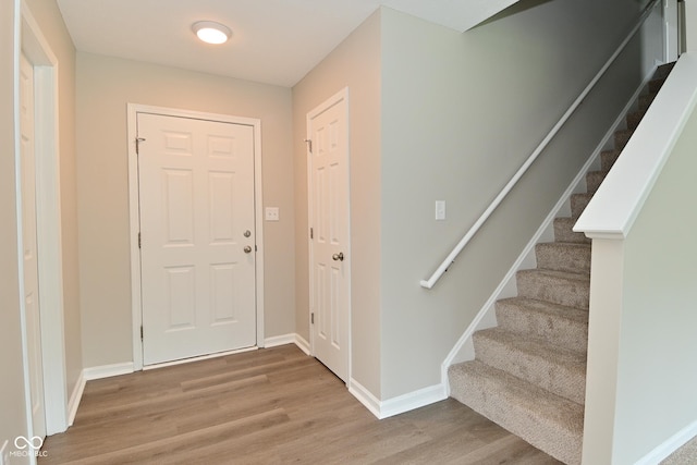 10431 Bellchime Ct, Indianapolis, IN 46235 - photo 2