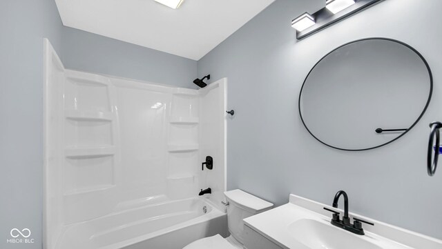 3106 N Harding St, Indianapolis, IN 46208 - full bathroom featuring toilet, vanity, and bathing tub / shower combination