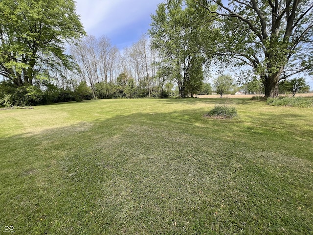 5855 S County Road 800 E, Coatesville, IN 46121 - view of grassy yard