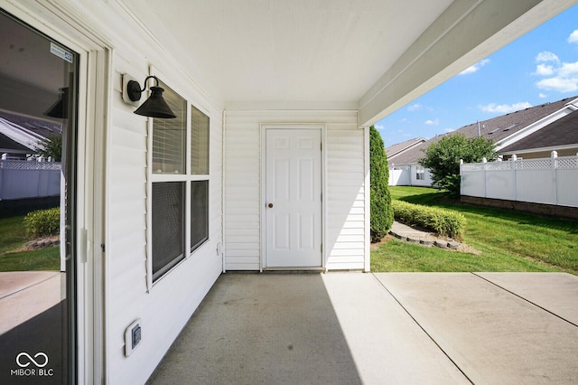 6105 Franklin Villas Way, Indianapolis, IN 46237 - property entrance featuring a patio area