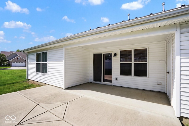6105 Franklin Villas Way, Indianapolis, IN 46237 - back of property featuring a patio area