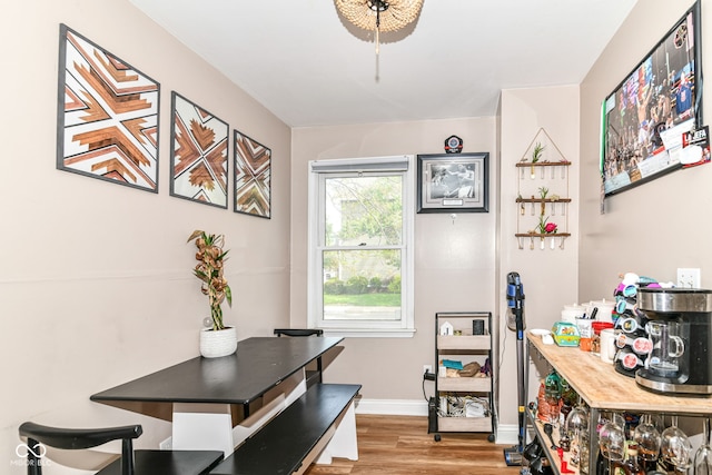 635 E 10th St, Indianapolis, IN 46202 - dining area with wood finished floors and baseboards