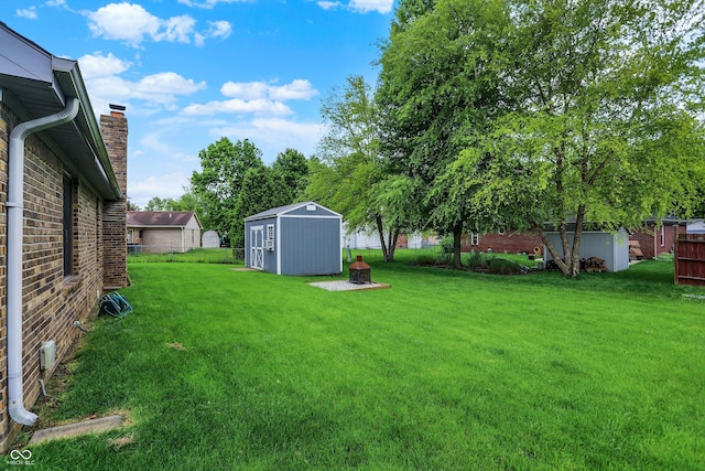 926 Brookside Ln, Plainfield, IN 46168 - view of grassy yard