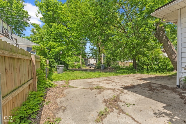 3134 N College Ave, Indianapolis, IN 46205 - view of yard with a patio