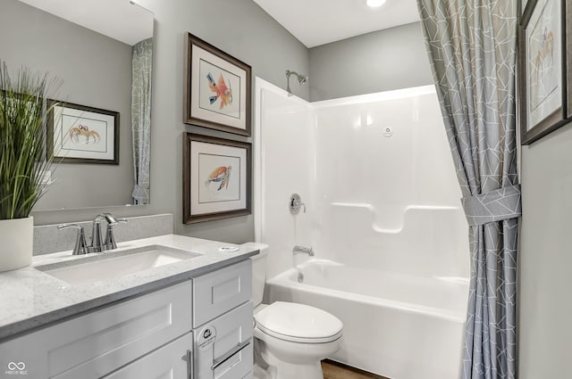 6702 Halsey St, Zionsville, IN 46077 - full bathroom featuring vanity, toilet, and shower / bathtub combination with curtain