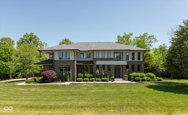 4691 Pascagoula Run, Greenwood, IN 46143 - prairie-style home with a front yard