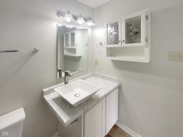 15110 Fawn Hollow Ln, Noblesville, IN 46060 - bathroom featuring toilet and vanity