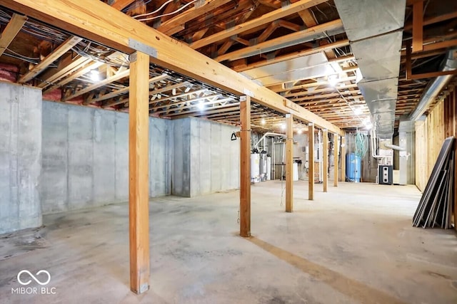 11575 Freeport Dr, Carmel, IN 46032 - unfinished below grade area with water heater