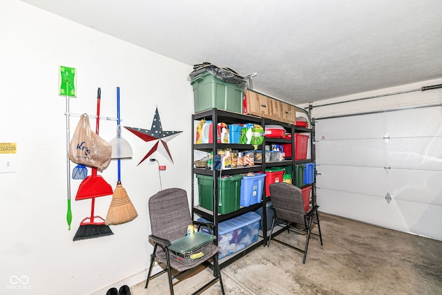 11692 Seven Oaks Dr, Fishers, IN 46038 - view of garage