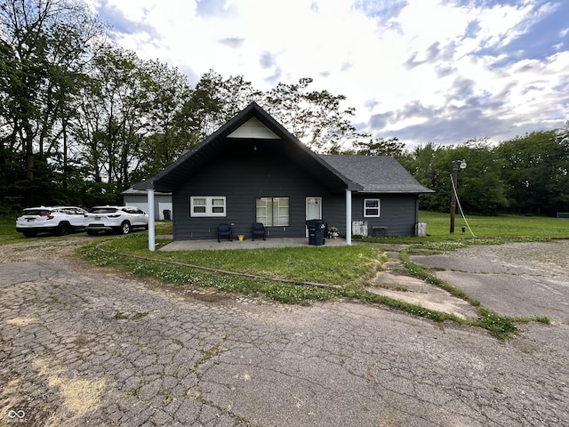 7501 S River Rd, Daleville, IN 47334 - photo 1