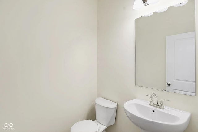 3927 Wren Dr, Brownsburg, IN 46112 - bathroom with a sink and toilet