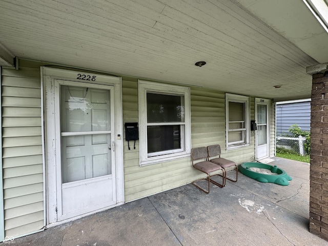 2226 W Mccarty St, Indianapolis, IN 46221 - photo 5