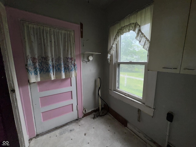 2226 W Mccarty St, Indianapolis, IN 46221 - photo 14