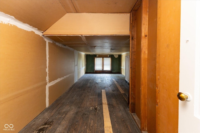 1311 N Oakland Ave, Indianapolis, IN 46201 - hallway featuring hardwood / wood-style floors