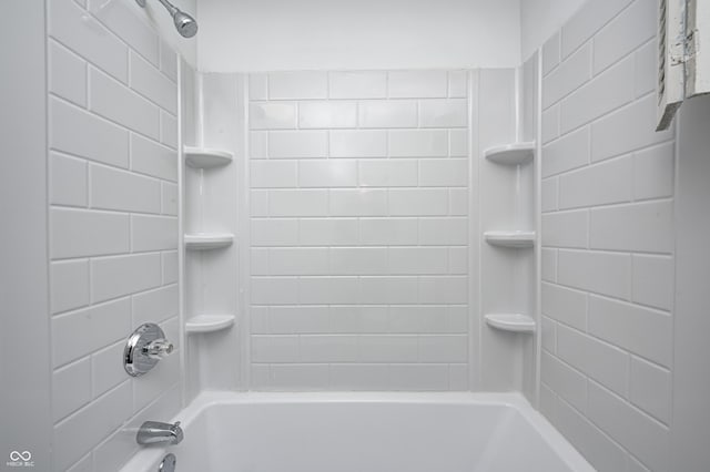 7414 Mendenhall Rd, Camby, IN 46113 - full bath featuring washtub / shower combination