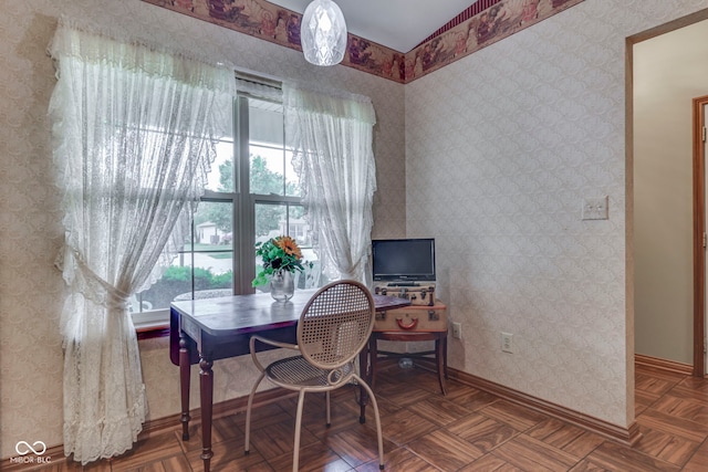 2025 Flamingo Way, Franklin, IN 46131 - home office with baseboards