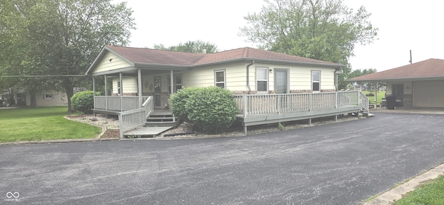 3107 N 100 W, Shelbyville, IN 46176 - single story home with a porch and a front lawn