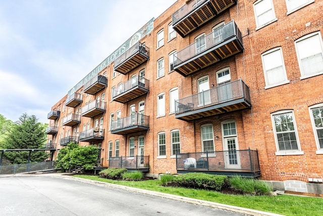 55 S Harding St Unit 308, Indianapolis, IN 46222 - view of apartment building / complex
