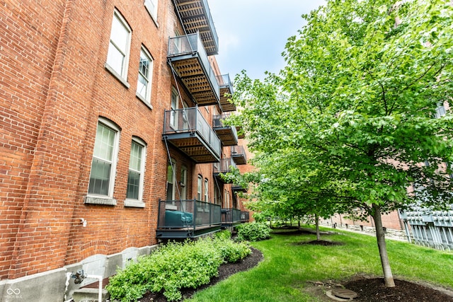 55 S Harding St Unit 308, Indianapolis, IN 46222 - view of grassy yard