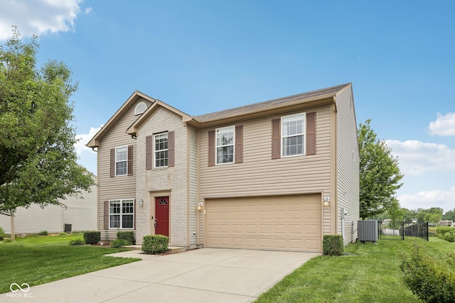 764 Port Dr, Avon, IN 46123 - traditional-style house featuring driveway, an attached garage, and central AC