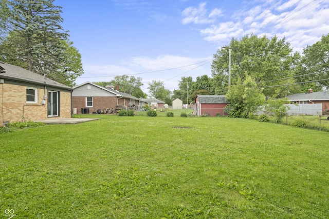 3526 Westfield Dr, Anderson, IN 46011 - view of yard