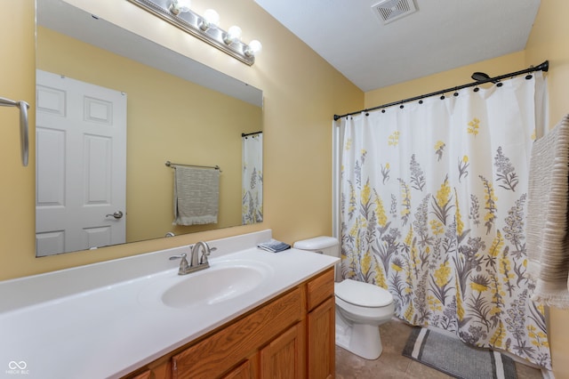 3638 Fieldstone Ln, Plainfield, IN 46168 - full bathroom featuring vanity, toilet, tile patterned flooring, and a shower with shower curtain