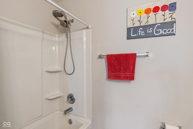 918 Cass Dr, Franklin, IN 46131 - bathroom featuring shower / bathtub combination
