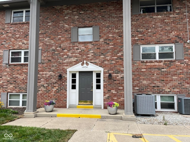4934 Allisonville Rd Unit D, Indianapolis, IN 46205 - photo 1