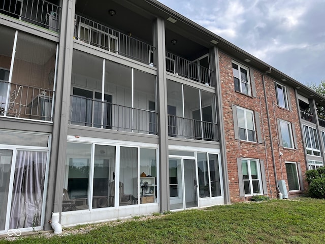 4934 Allisonville Rd Unit D, Indianapolis, IN 46205 - photo 2