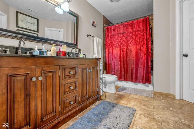 2730 Foxbriar Pl, Indianapolis, IN 46203 - bathroom featuring toilet, shower / tub combo with curtain, vanity, baseboards, and a textured ceiling