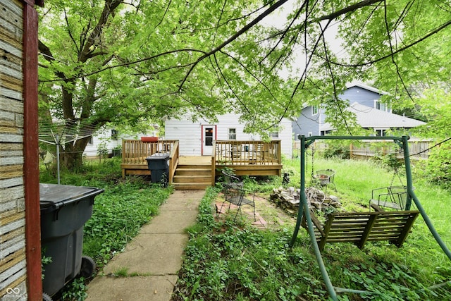 1106 W 4th St, Anderson, IN 46016 - view of yard featuring a wooden deck