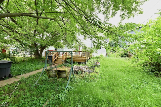 1106 W 4th St, Anderson, IN 46016 - view of yard with a deck