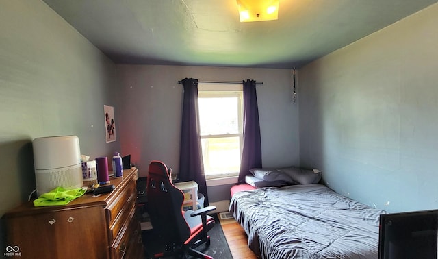 126 W W Blvd, Kokomo, IN 46902 - bedroom with wood finished floors