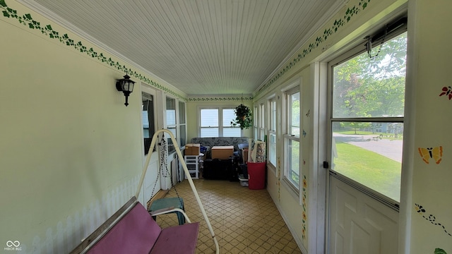 126 W W Blvd, Kokomo, IN 46902 - view of sunroom