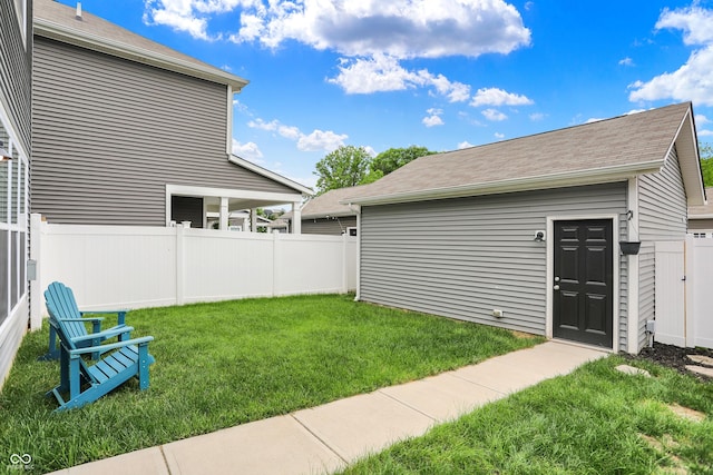 158 Handley St, Indianapolis, IN 46222 - view of yard with an outbuilding