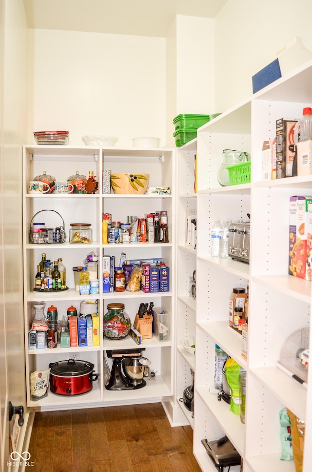 987 Oak Terrace Rd, Westfield, IN 46074 - view of pantry