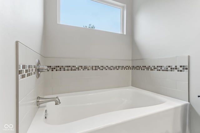 11844 Pine Meadow Cir, Fishers, IN 46037 - full bath with a bath