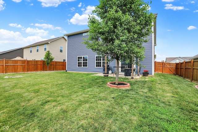 442 Mozart Dr, Greenfield, IN 46140 - view of rear view of property