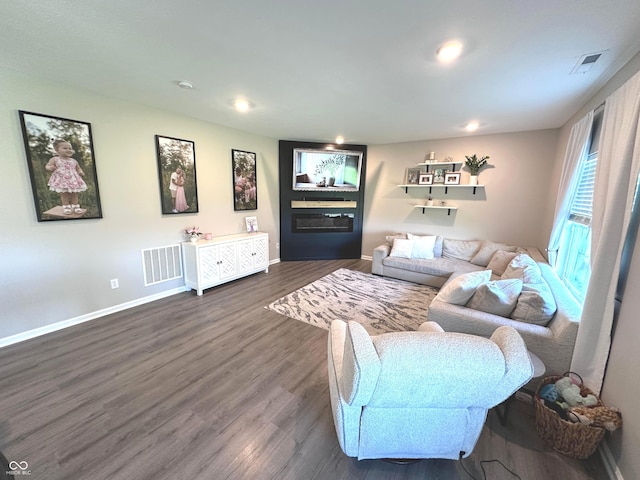 1056 Bent Branch Ln, Greenwood, IN 46143 - living area with dark wood-style floors, baseboards, and recessed lighting