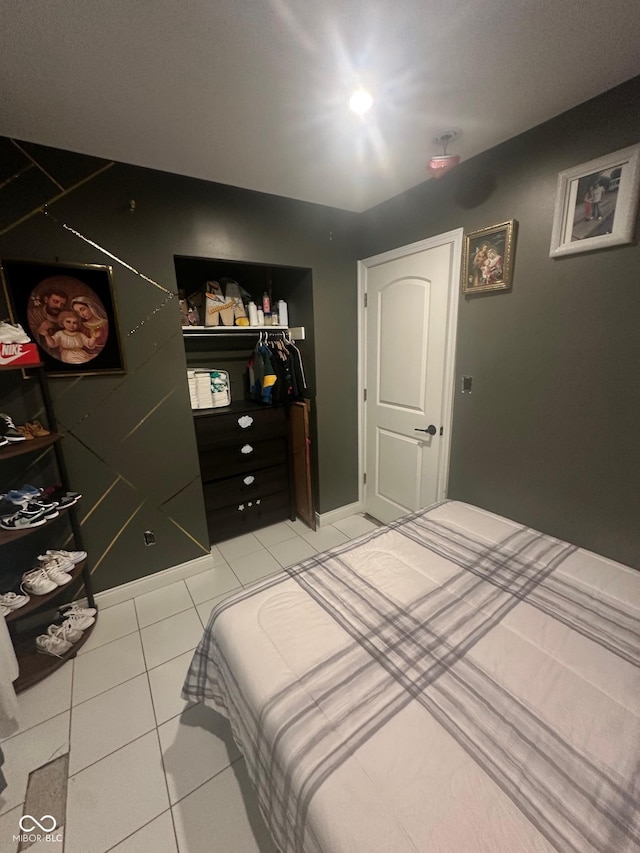 9527 Pepperidge Dr, Indianapolis, IN 46235 - bedroom with light tile patterned floors