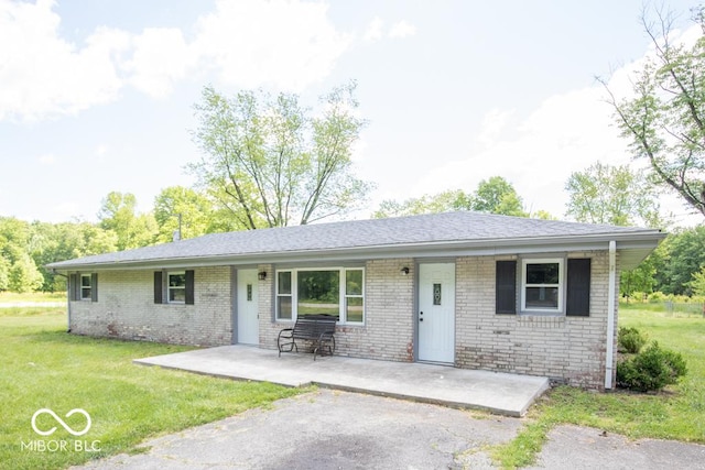 1440 N County Road 275 E, North Vernon, IN 47265 - single story home with a front yard and brick siding