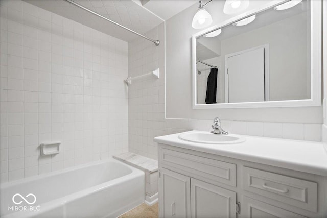 11123 Haverstick Rd, Carmel, IN 46033 - bathroom featuring vanity and shower / bath combo