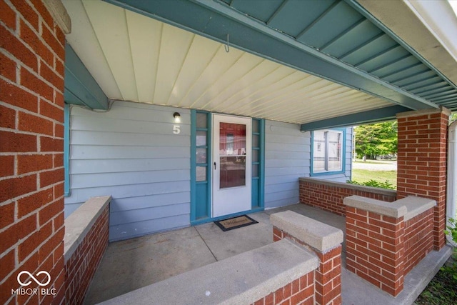 5 E Jefferson St, Maxwell, IN 46154 - entrance to property with a porch