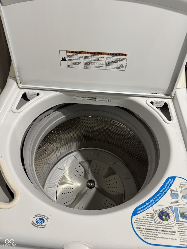 409 Parkway St, Whiteland, IN 46184 - laundry view