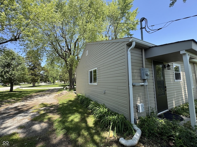 409 Parkway St, Whiteland, IN 46184 - view of side of property