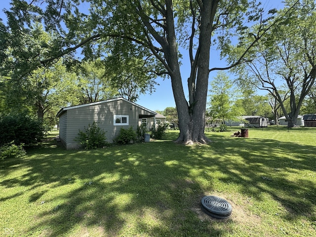 409 Parkway St, Whiteland, IN 46184 - view of grassy yard