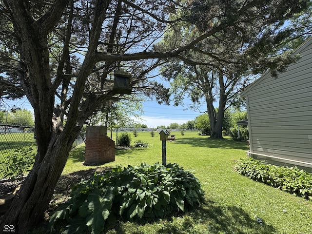 409 Parkway St, Whiteland, IN 46184 - view of yard
