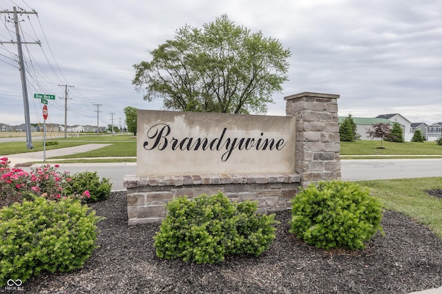 1863 River Birch Dr, Greenfield, IN 46140 - community sign with a lawn